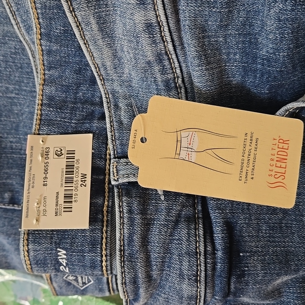 New jeans - Picture 2 of 4